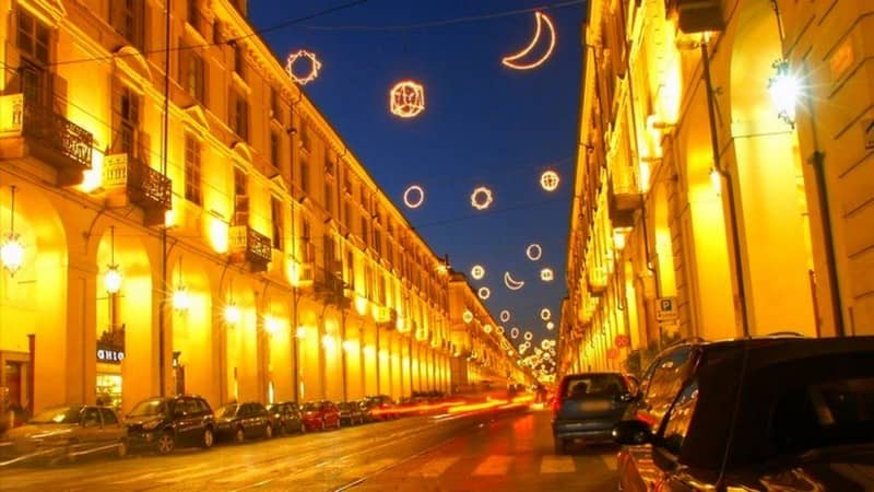 Al momento stai visualizzando Lo strano caso dell’extraterrestre in via Po, a Torino