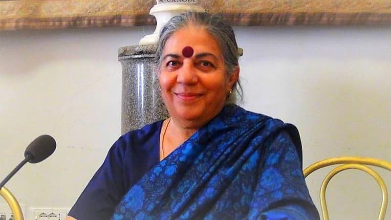 Al momento stai visualizzando Vandana Shiva: “Questa guerra contro il pianeta deve terminare”